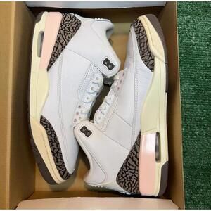 Jordan Retro 3 Neapolitan Dark Mocha Size 9.5M/11W